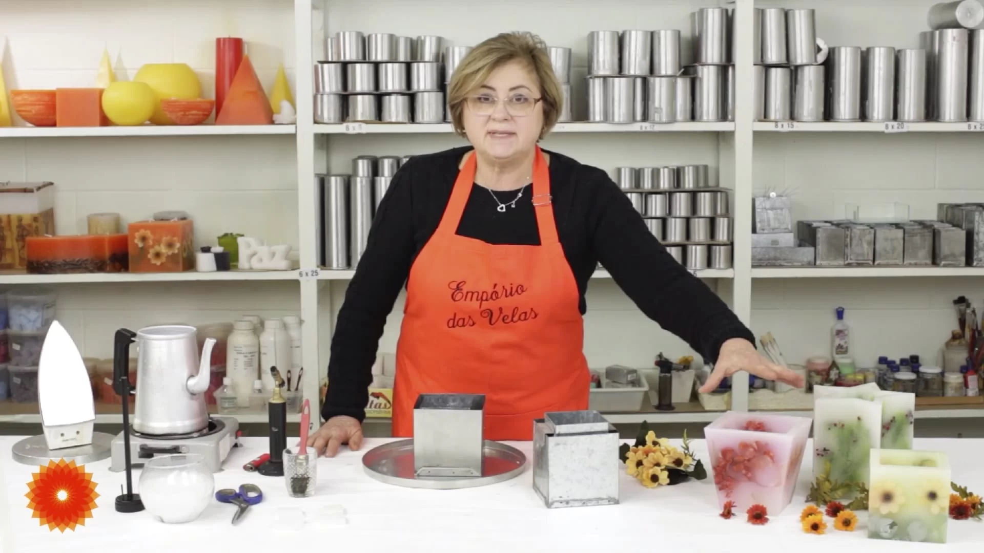 Luminária com Elementos